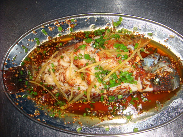 蓝球明星“刘伟”都去海南省三亚吃海鲜的地方。有海鲜全图1