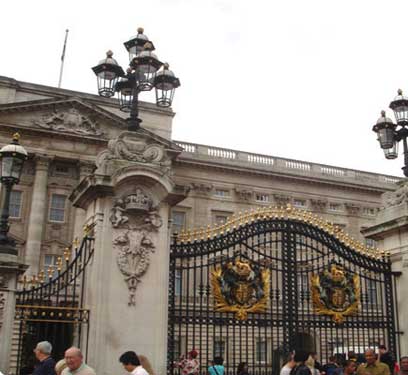 英国白金汉宫暗藏密道2