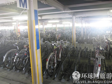 实拍日本清晨 一样堵车(组图)6