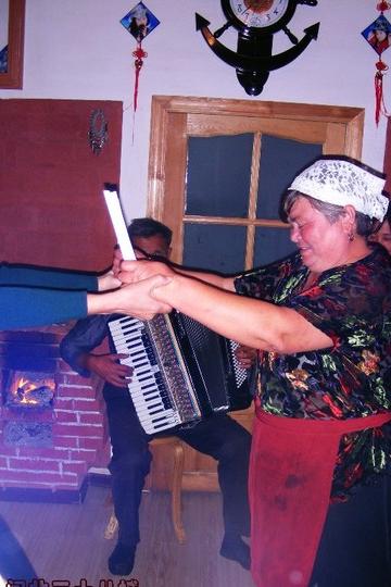 闯北二十八城——（23）到俄罗斯族人大代表家串门7