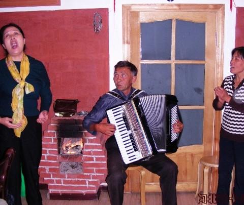 闯北二十八城——（23）到俄罗斯族人大代表家串门5