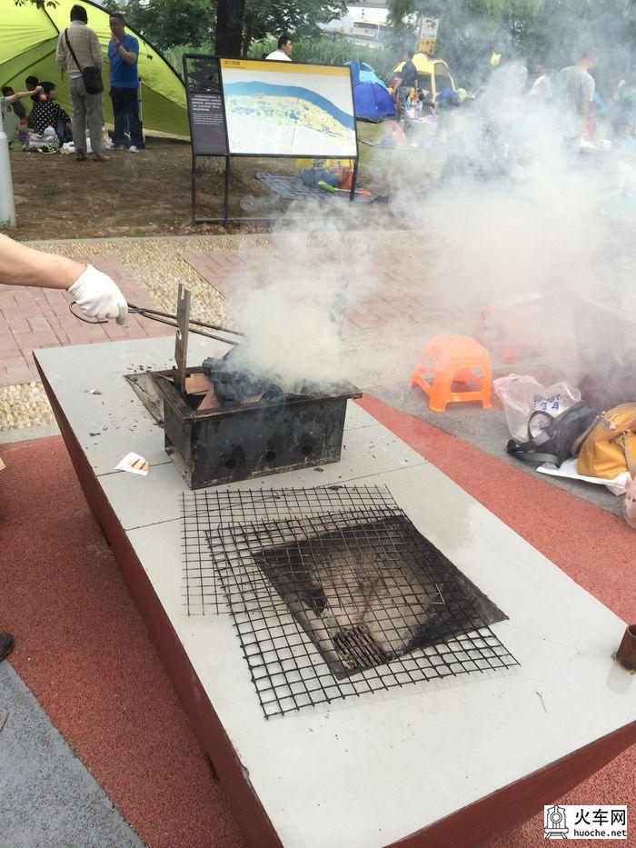 吃货一群，一群吃货——记5.18BBQ6