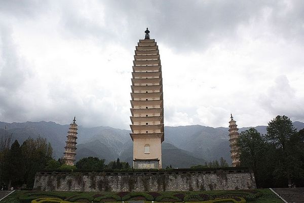 崇圣寺三塔1