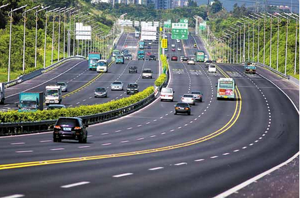 2017劳动节免过路费吗 2017劳动节免过路费吗