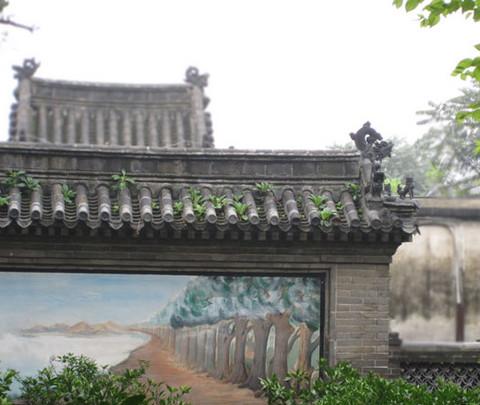 携秋雨拜谒孔子故里22