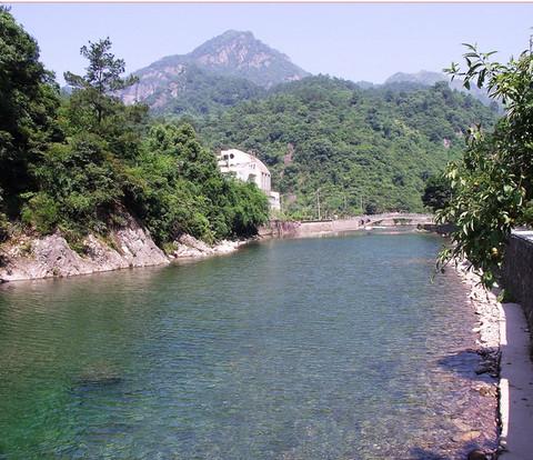 2011-07-03 福州十八重溪玩水-蓝天白云绿水7