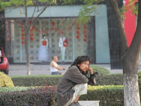 曲阜的思想者1