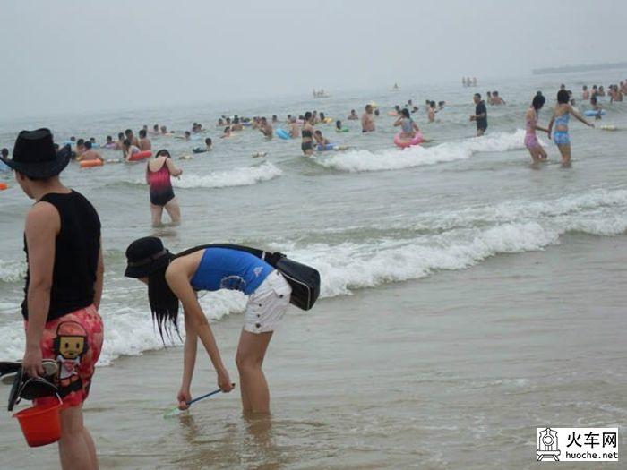    蓝天碧海金沙滩，农家小院哈啤酒14